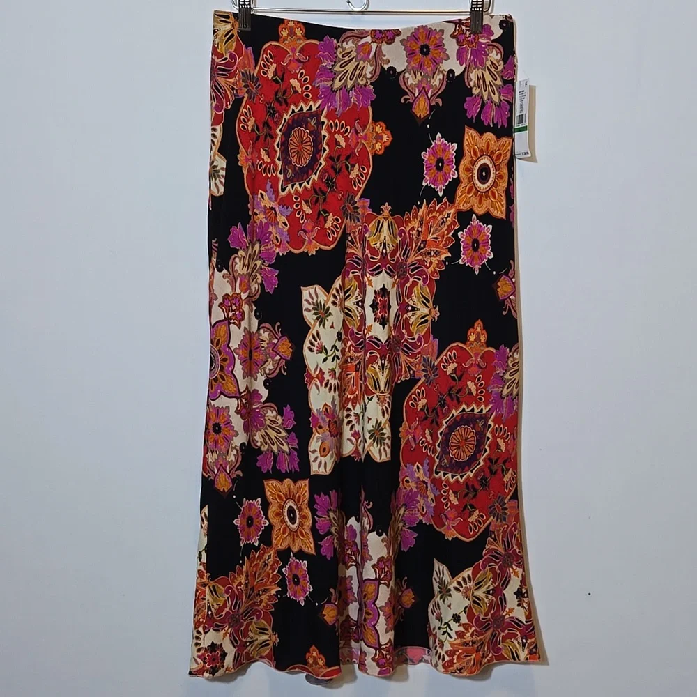 Karen Kane Floral Midi Skirt Size‎ L
